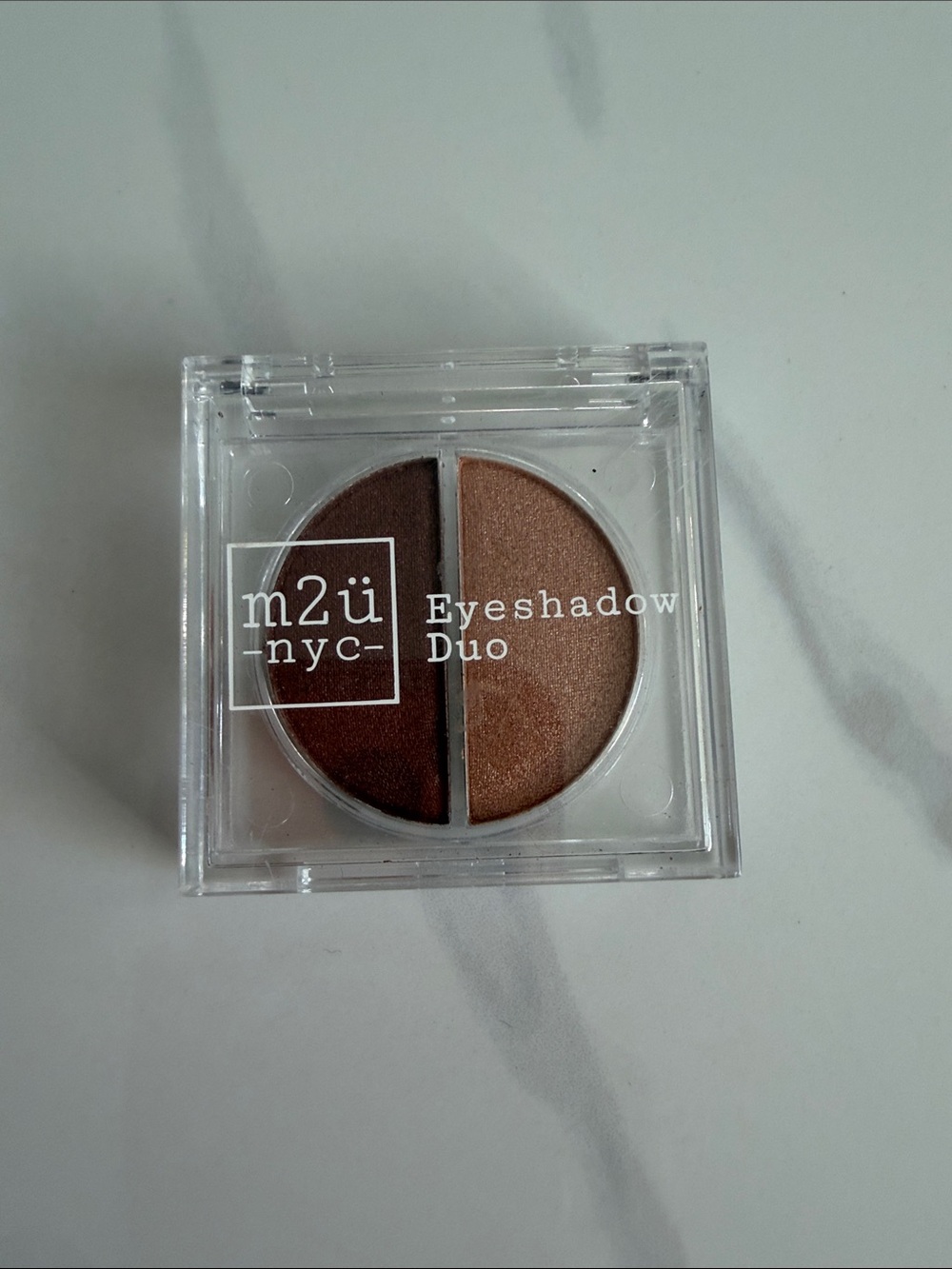 M2u Nyc Park Slope Eyeshadow
Duo Palette